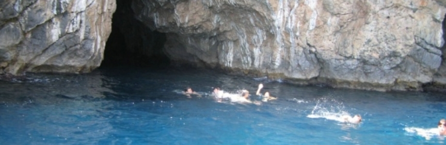 голубая пещера Черногории