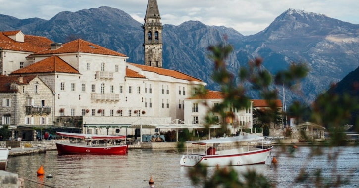 Blog 35 Useful Things to Know Before You Rent a Car & Go Driving in Montenegro
